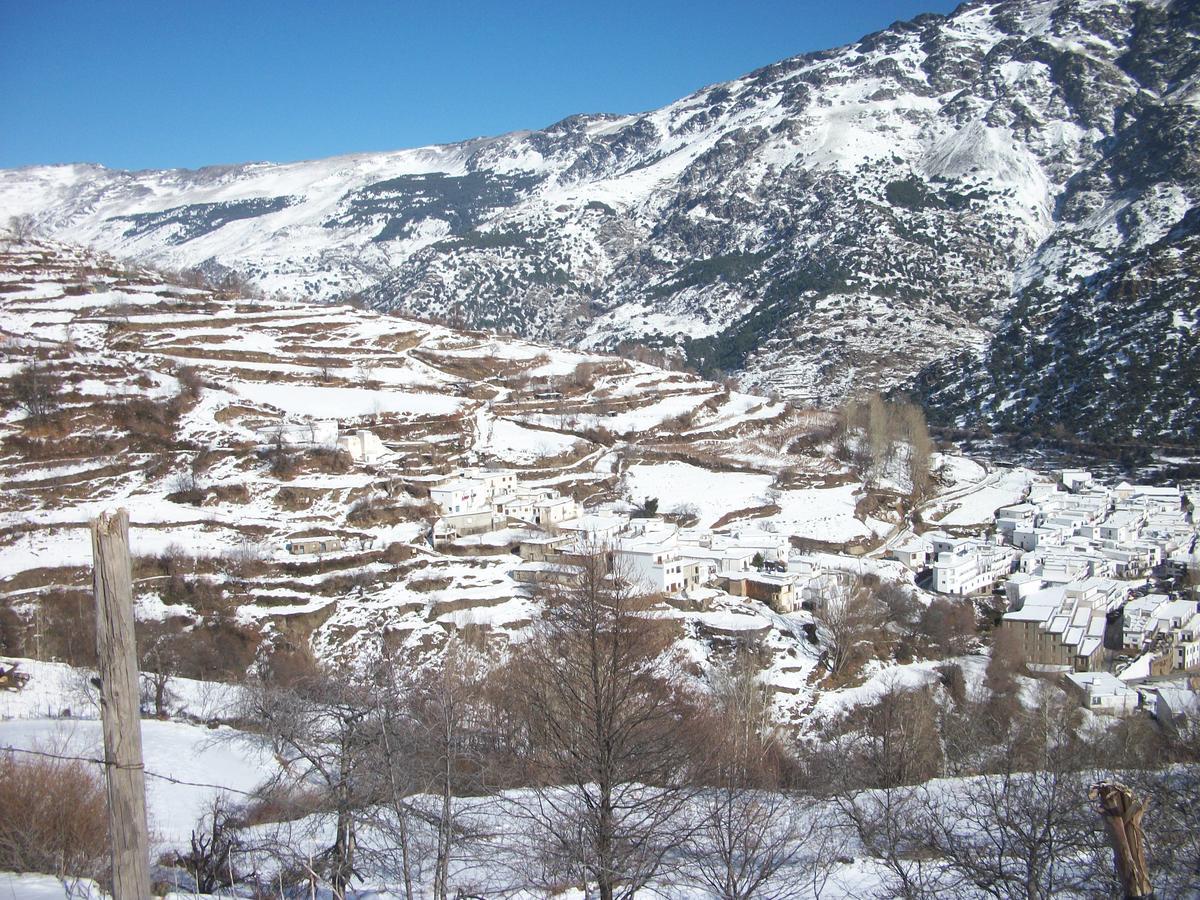 Refugio Alpujarra Alta Bed & Breakfast Trevélez Exterior foto