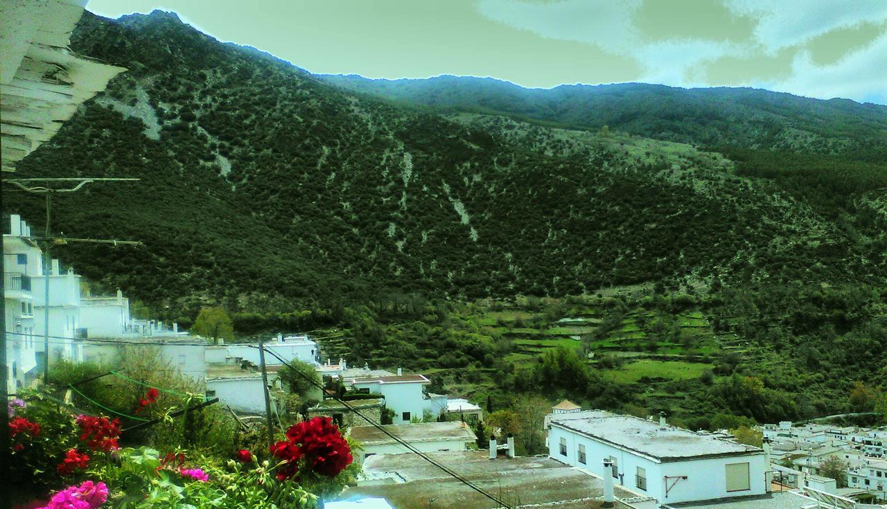 Refugio Alpujarra Alta Bed & Breakfast Trevélez Exterior foto
